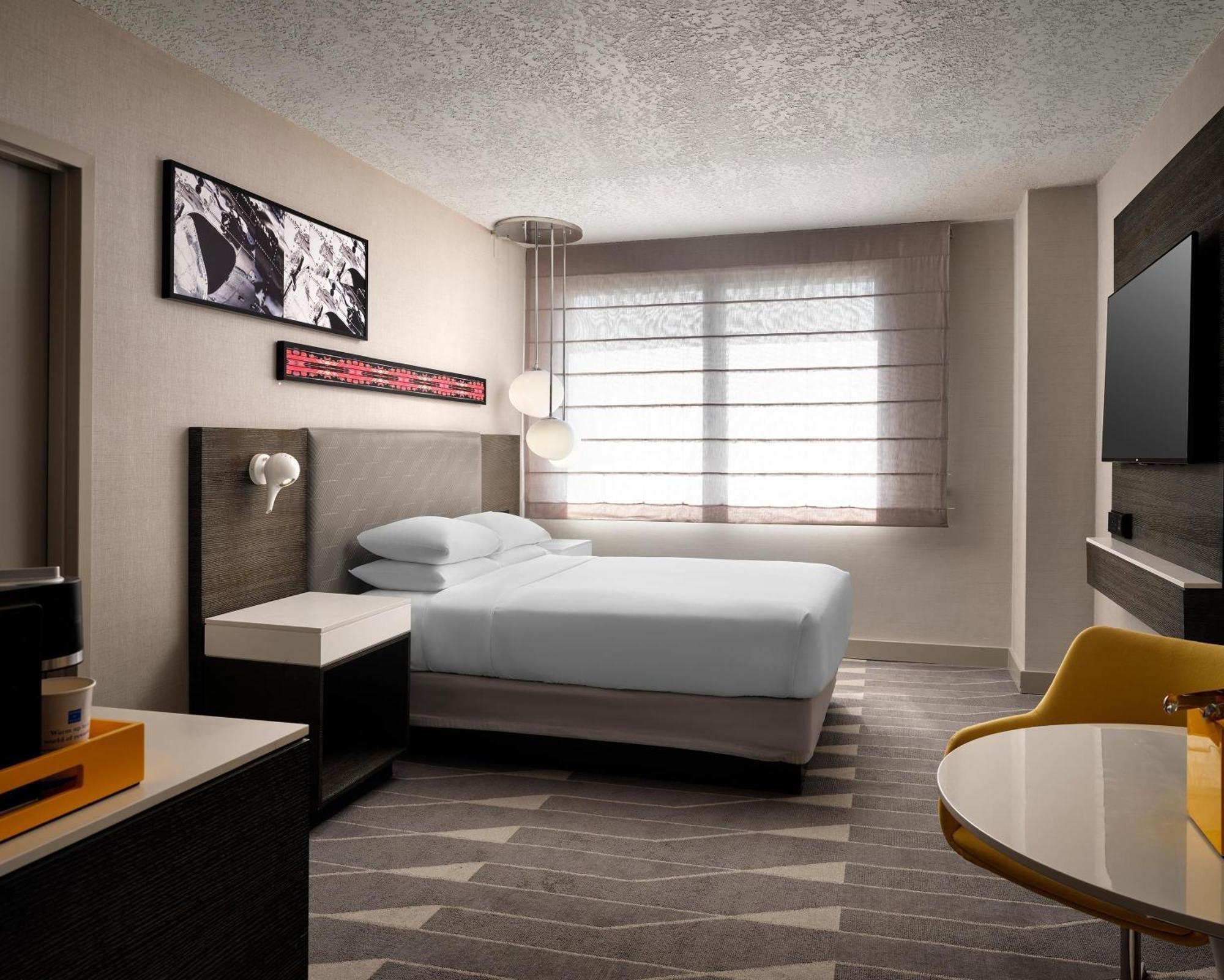 Hyatt Regency Los Angeles International Airport — Photos 2
